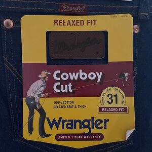 Wrangler Relaxed 33x34 cowboy cut